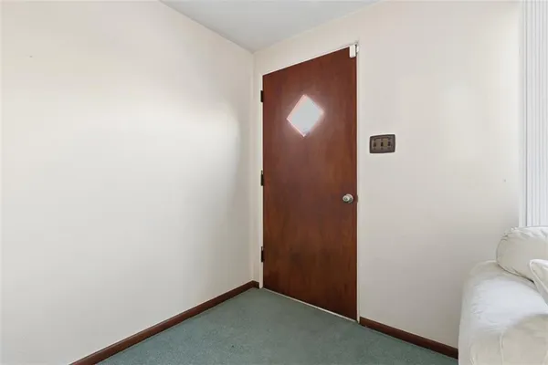 $154,900 | 2503 Poinsettia Drive, White Oak, PA 15131