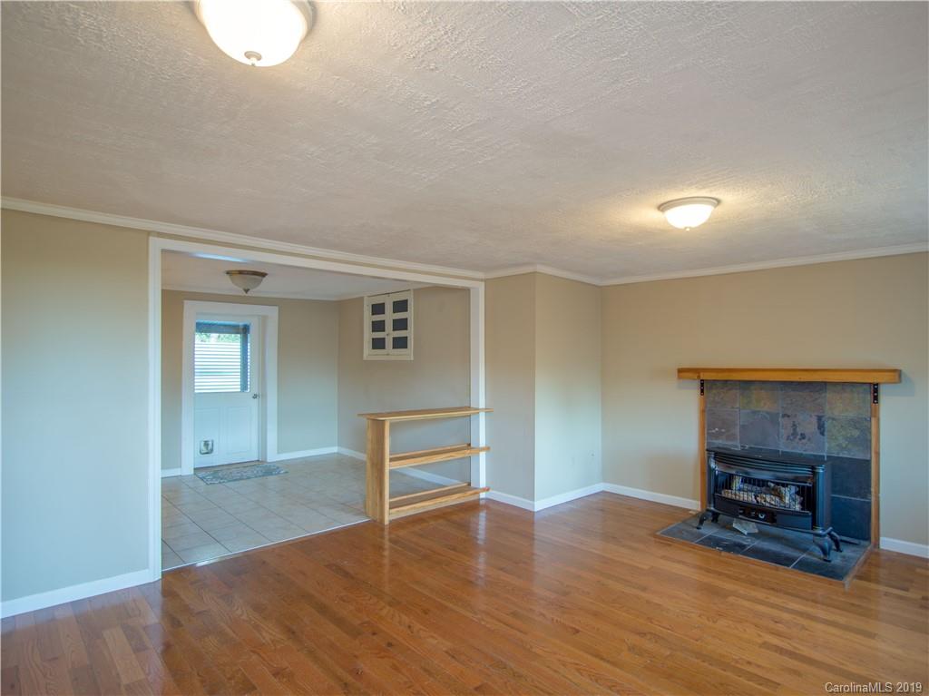20 Elliott Road Brevard, NC 28712 - Photo 6 of 23 Gallery Image 6