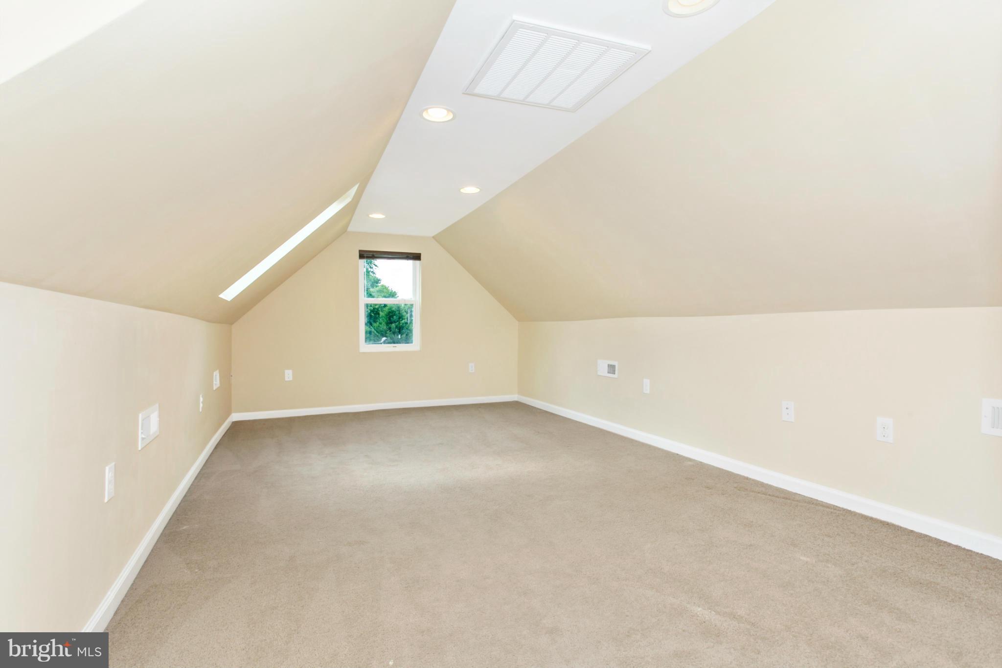 5024 Doubs Road Adamstown, MD 21710 - Photo 27 of 30 Bedroom (Master)
