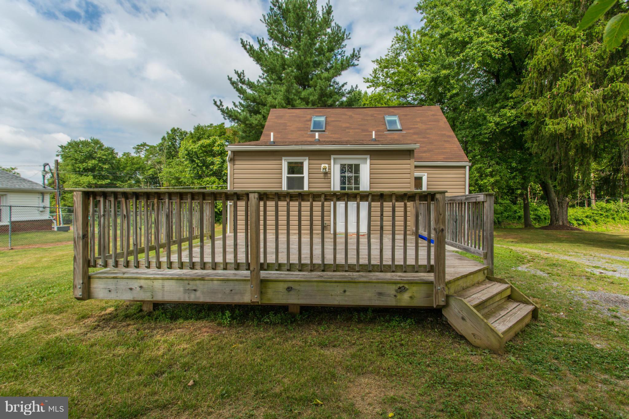 5024 Doubs Road Adamstown, MD 21710 - Photo 6 of 30 Exterior (Rear)