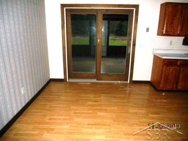 4650 Leix Road Mayville, MI 48744 - Photo 3 of 11 20387396-2.JPG