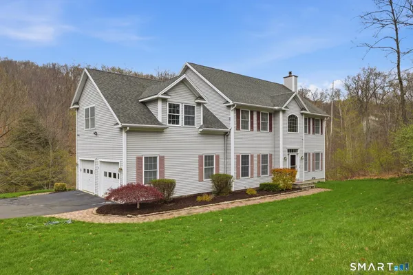 $765,000 | 9 Coventry Lane, Oxford, CT 06478
