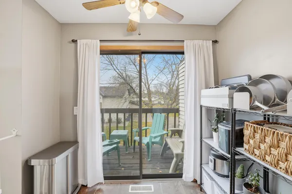 $188,900 | 4289 Centerville Road, Vadnais Heights, MN 55127