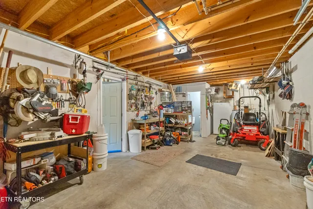 $549,000 | 199 Pear Tree Way, Del Rio, TN 37727