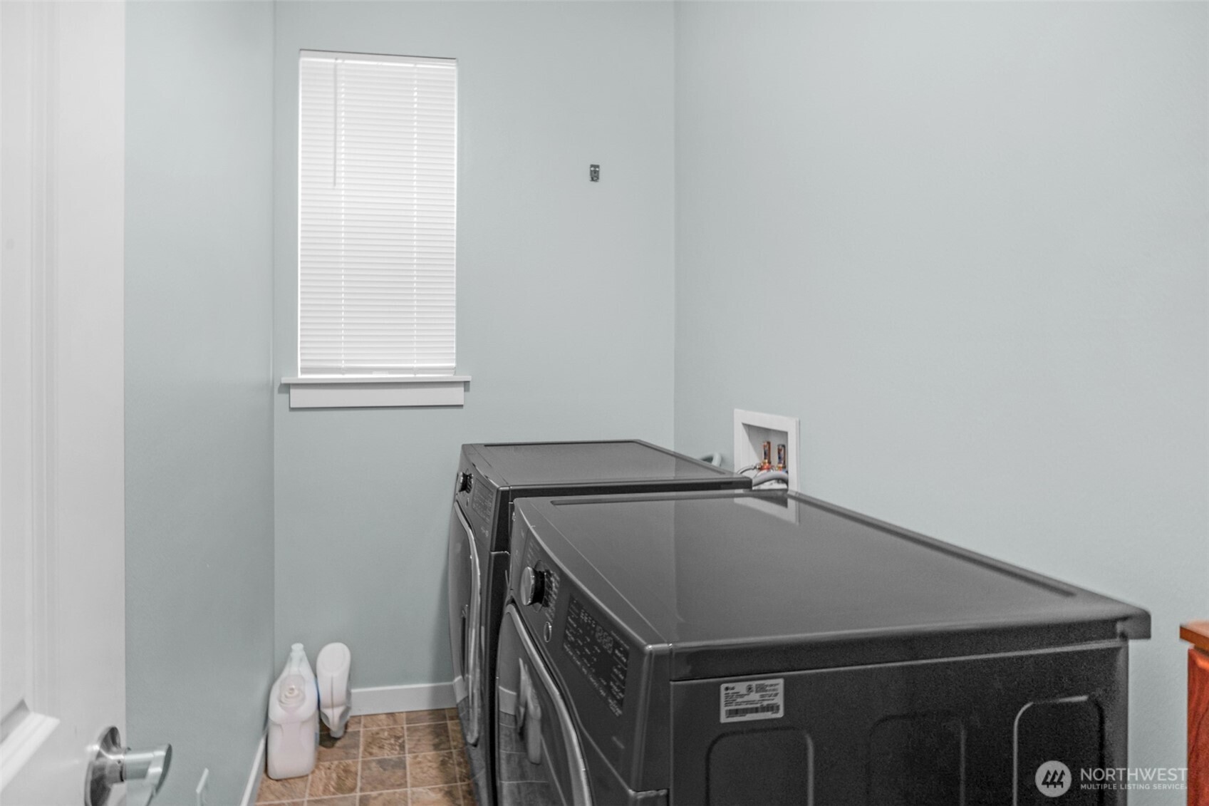 317 204th Place Southeast Bothell, WA 98012 - Photo 13 of 33