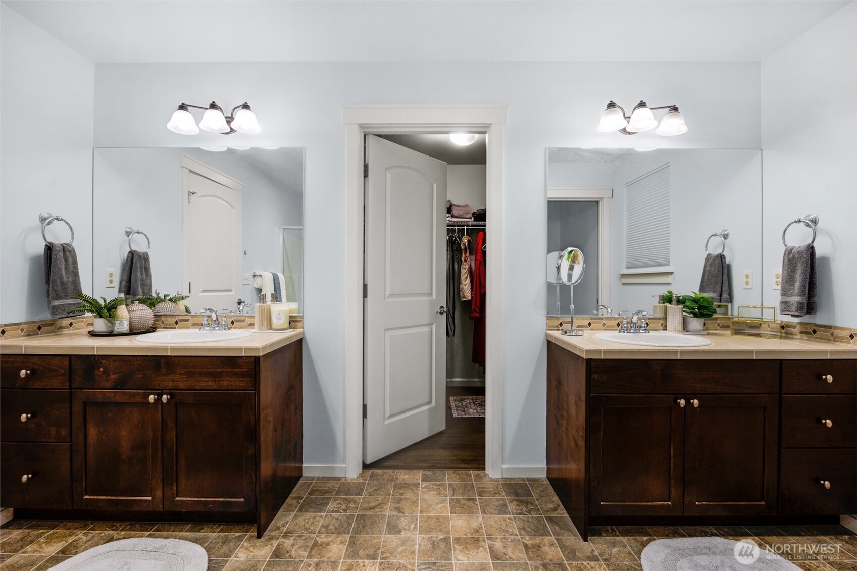 317 204th Place Southeast Bothell, WA 98012 - Photo 18 of 33