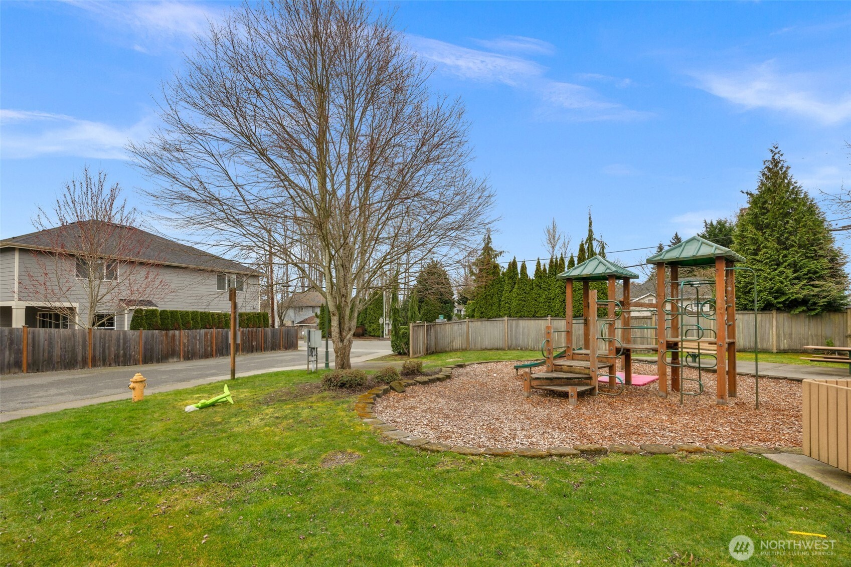 317 204th Place Southeast Bothell, WA 98012 - Photo 27 of 33