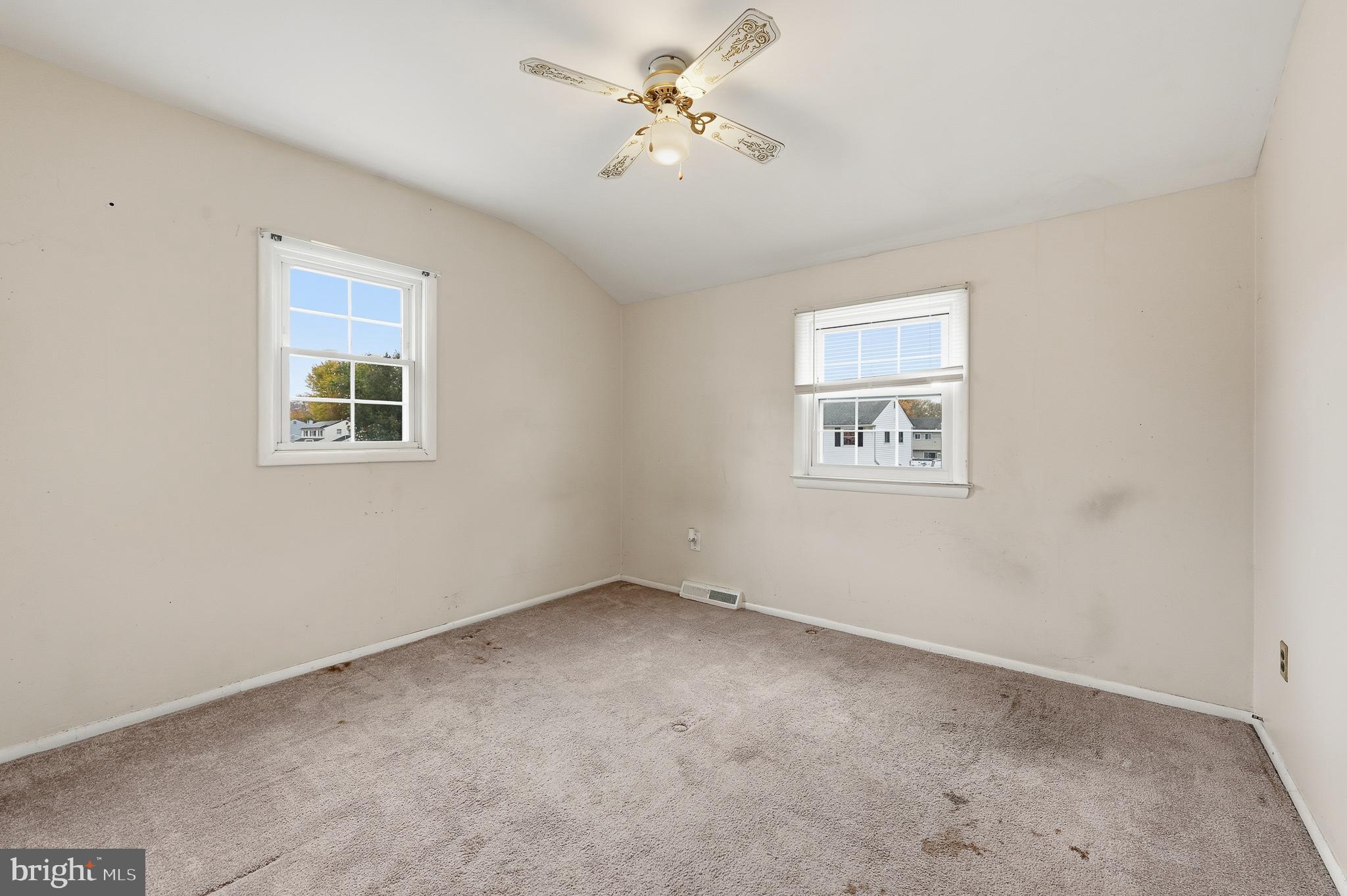 406 Blackstone Road Newark, DE 19713 - Photo 26 of 27 a view of an empty room with a window