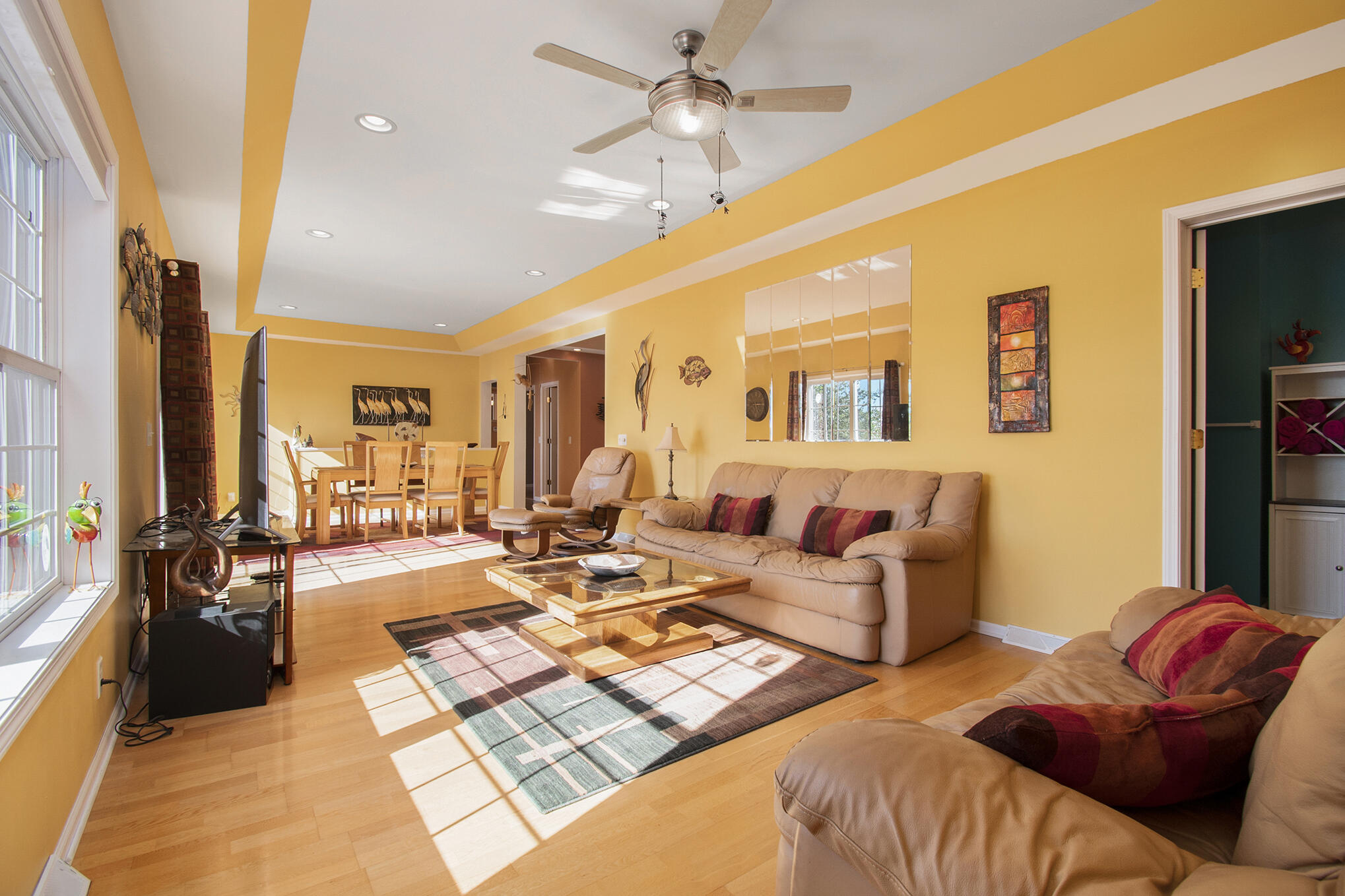 3952 Allegan Dam Road Allegan, MI 49010 - Photo 8 of 30 living room