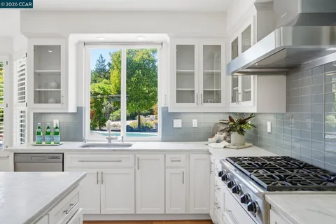 $2,795,000 | 2151 Sky View Court, Moraga, CA 94556
