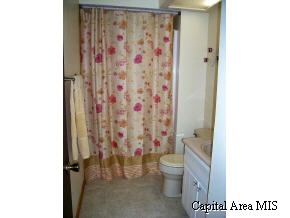 108 Westbrook Drive Springfield, IL 62702 - Photo 6 of 7 Gallery Image 6