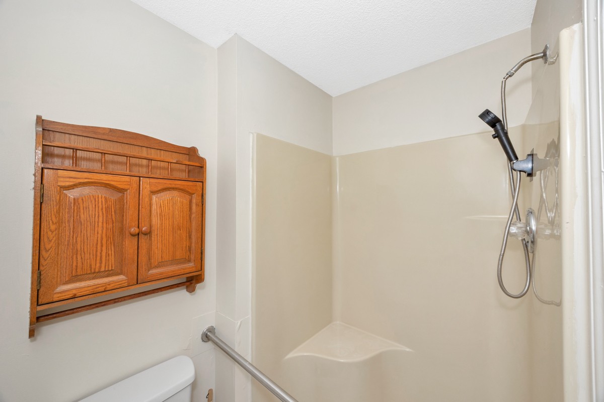 2134 Ready Section Road Toney, AL 35773 - Photo 32 of 35 a bathroom with a shower