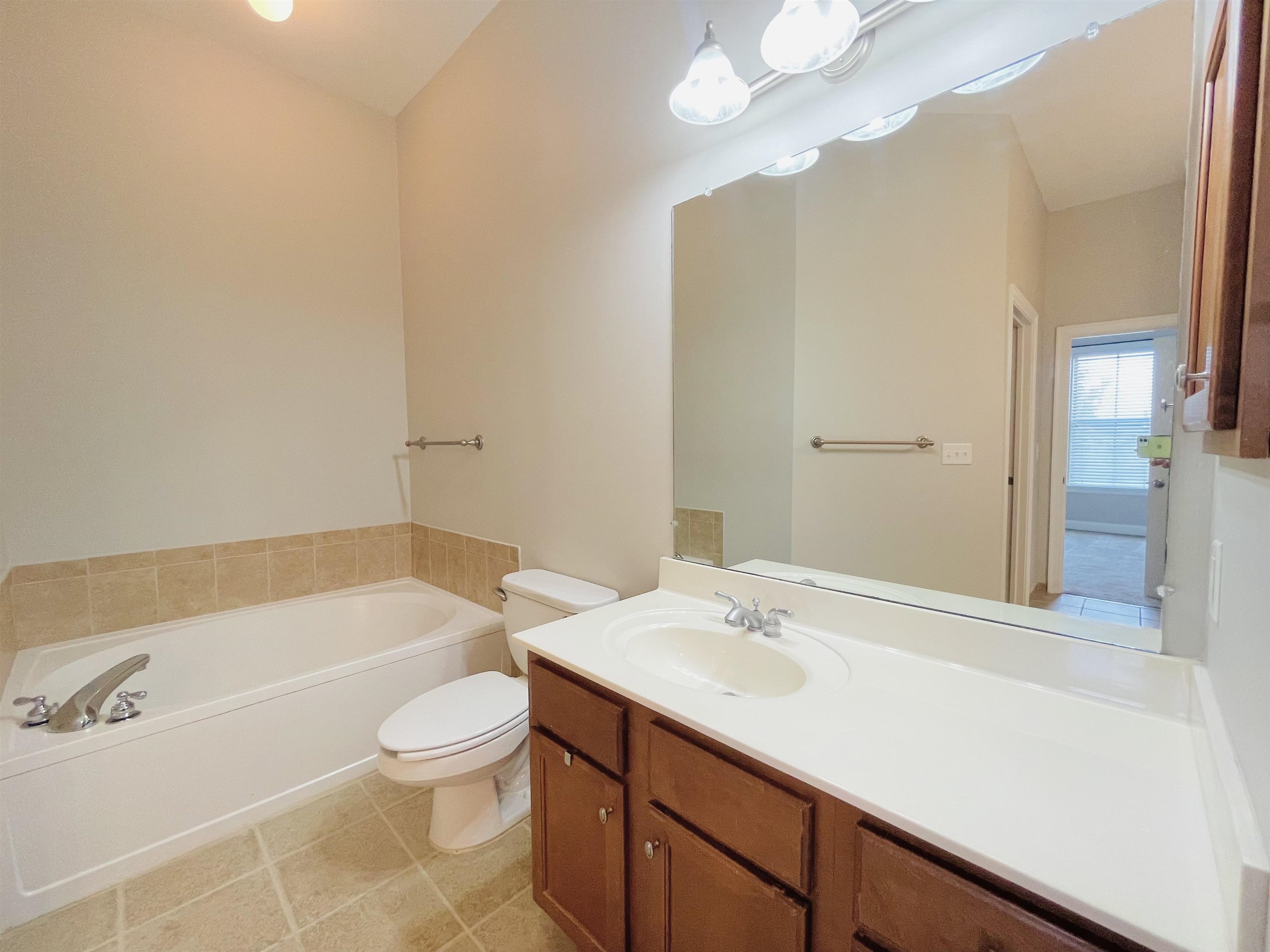 680 Harbor Bend Road, Unit 206 Memphis, TN 38103 - Photo 15 of 29 Gallery Image 15