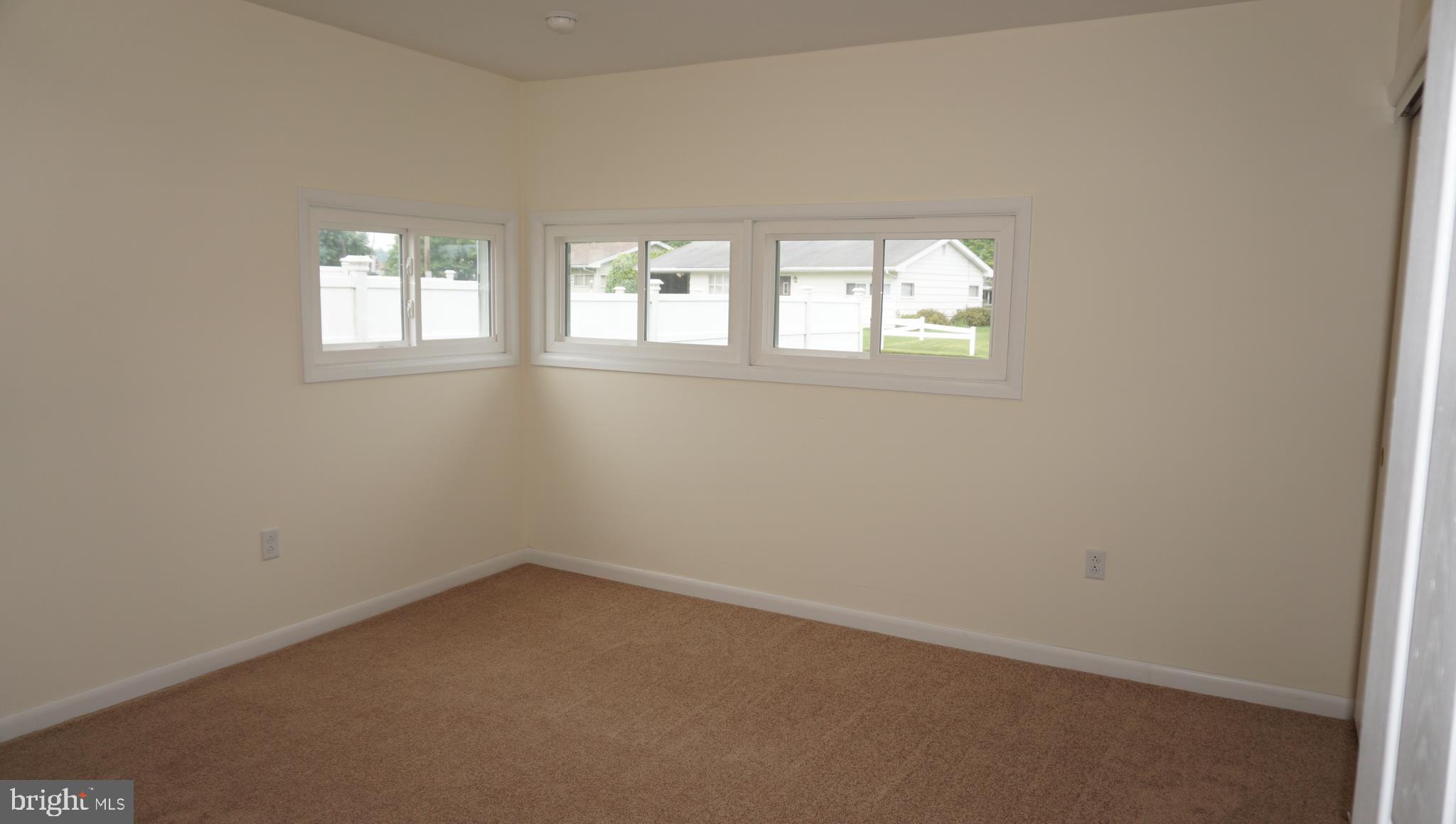 826 Fireside Road York, PA 17404 - Photo 12 of 19