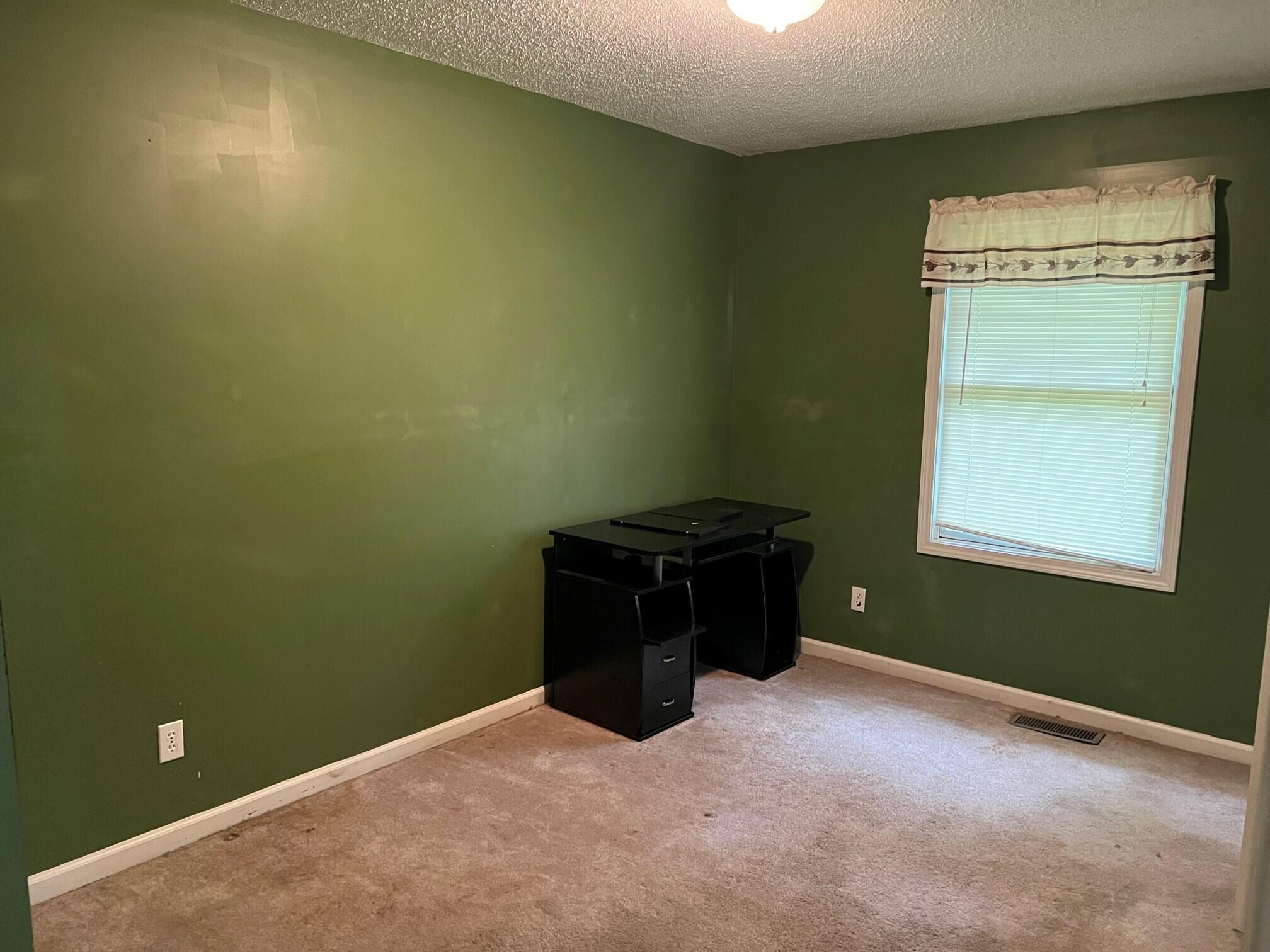 3200 West Giles Road Muskegon, MI 49445 - Photo 13 of 20 8