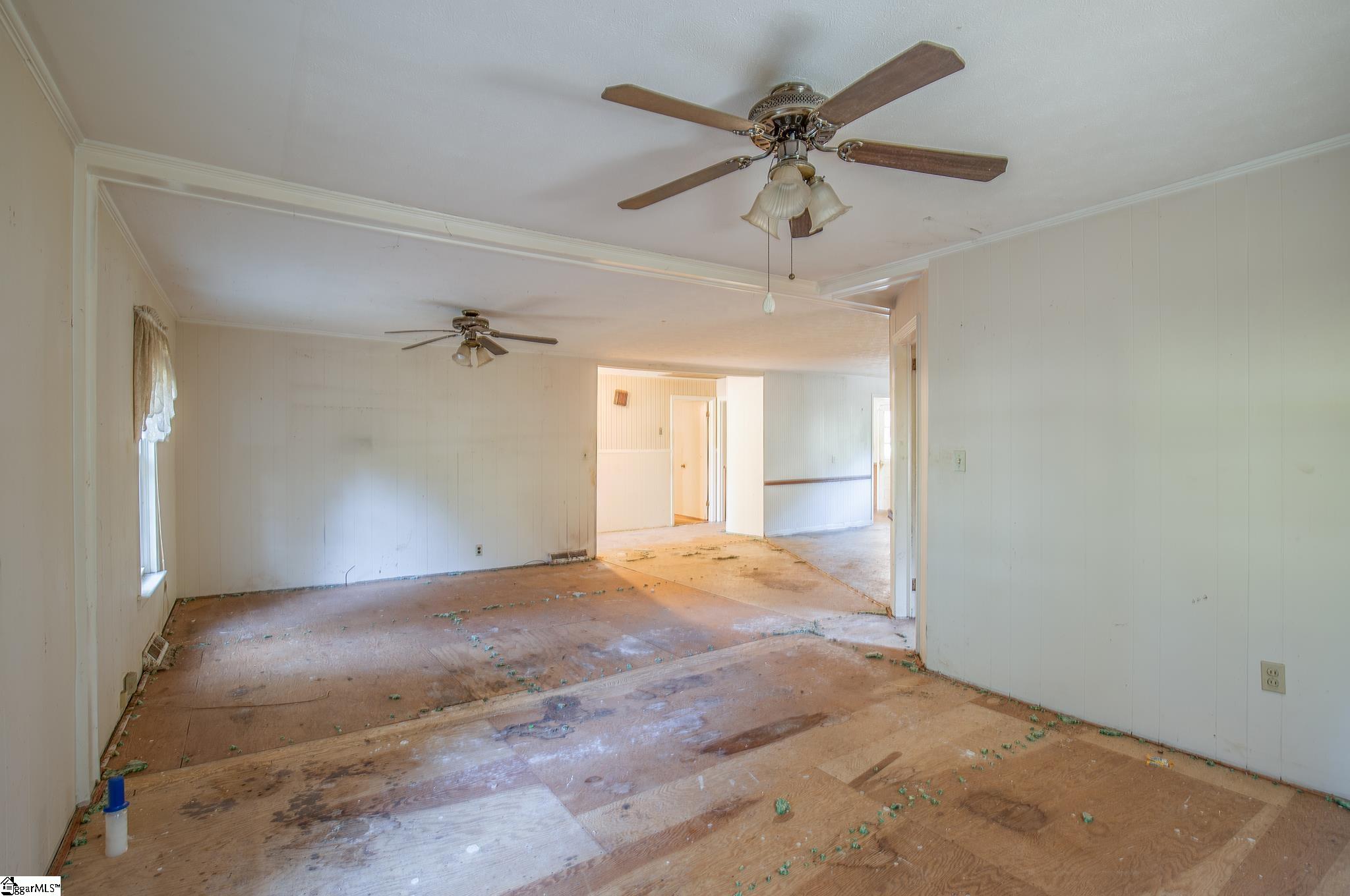 105 Clearview Road Travelers Rest, SC 29690 - Photo 8 of 34 Gallery Image 8