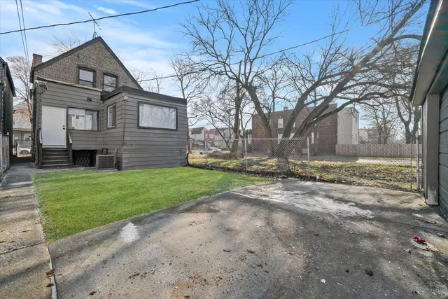 $279,900 | 7356 South Kenwood Avenue, Chicago, IL 60619