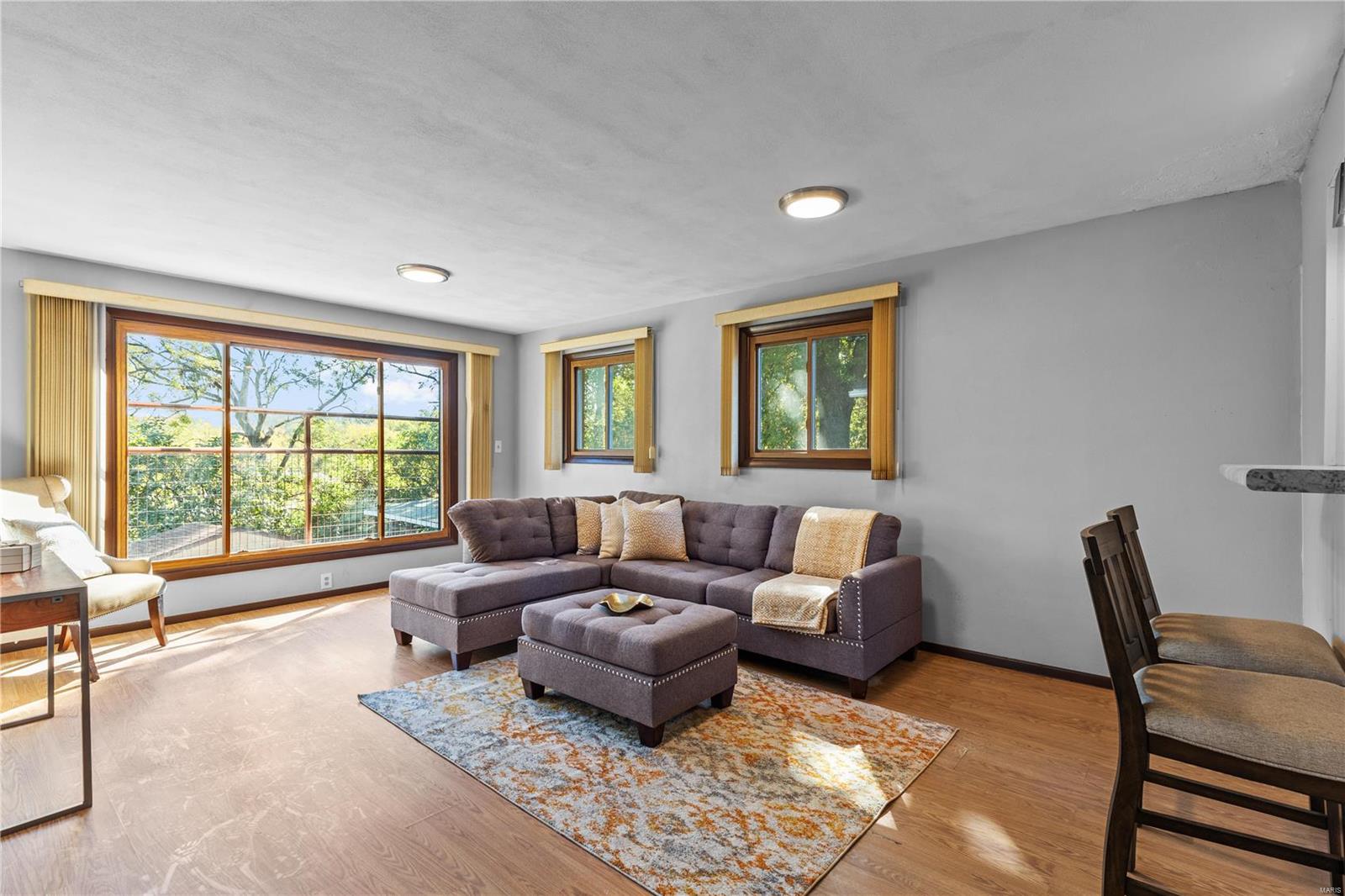 6316 Graham Road St. Louis, MO 63134 - Photo 11 of 22 Gallery Image 11