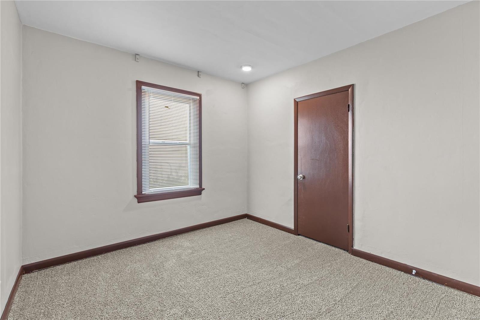 6316 Graham Road St. Louis, MO 63134 - Photo 14 of 22 Gallery Image 14