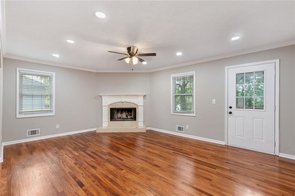 1001 Gunners Walk Tucker, GA 30084 - Photo 6 of 36