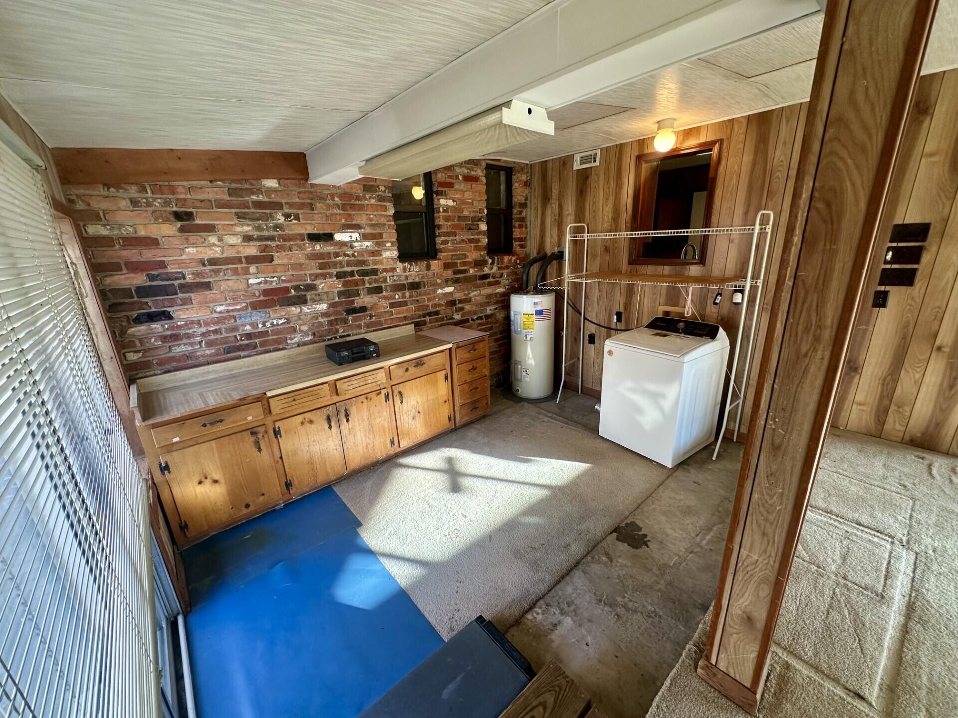 1421 Springview Drive Augusta, GA 30909 - Photo 9 of 16 Laundry