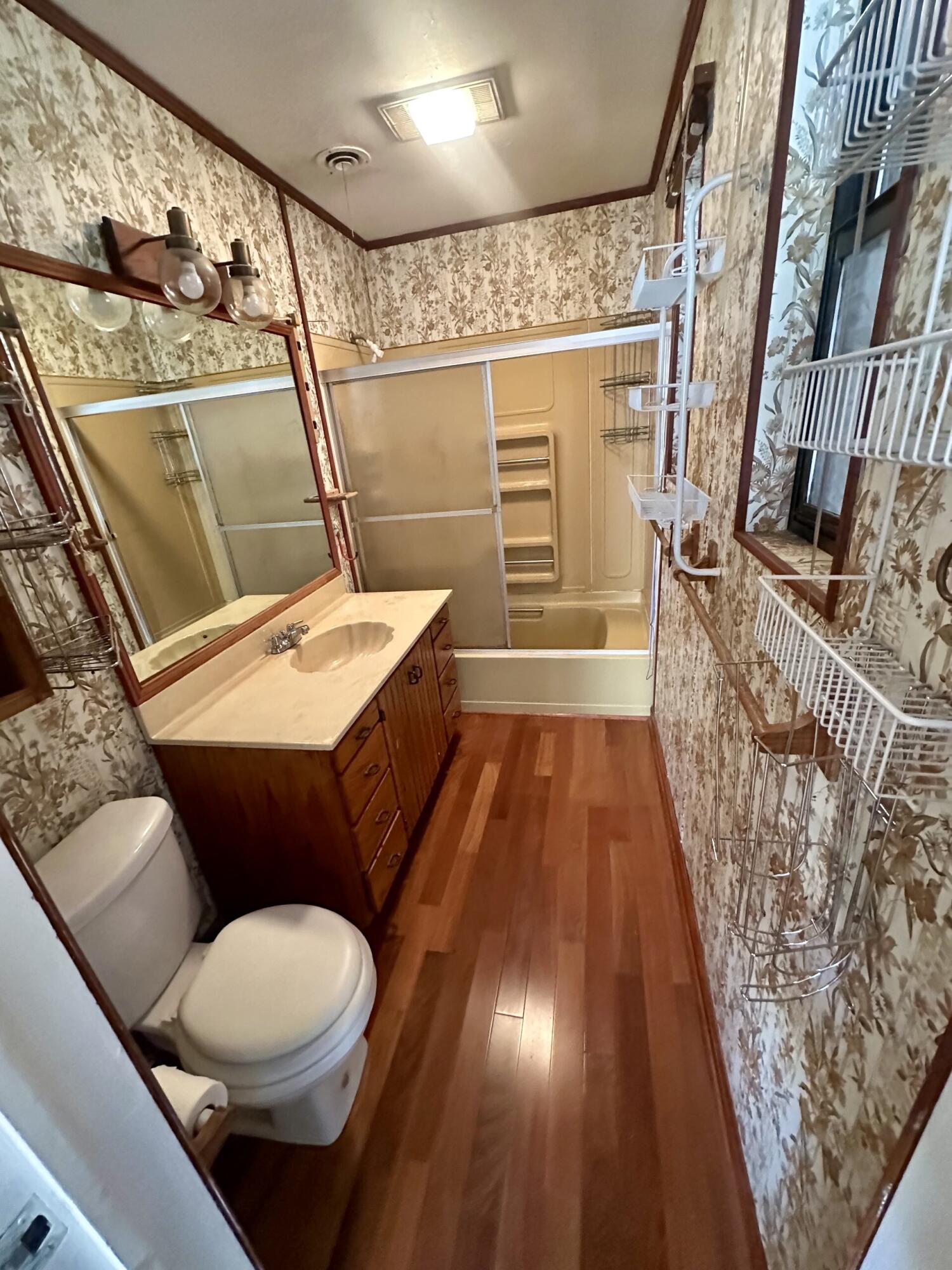 1421 Springview Drive Augusta, GA 30909 - Photo 10 of 16 Bath 1