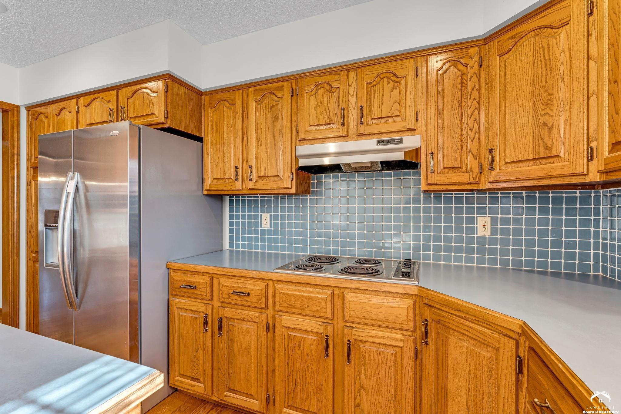 1168 Parkside Circle Lawrence, KS 66049 - Photo 21 of 60