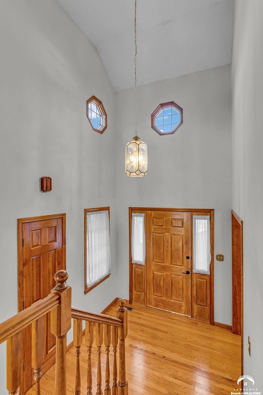 1168 Parkside Circle Lawrence, KS 66049 - Photo 6 of 60