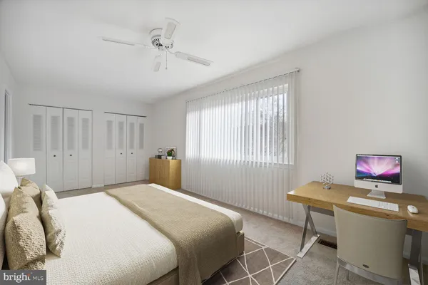 $3,100 | 5490 Safe Harbor Court, Fairfax, VA 22032