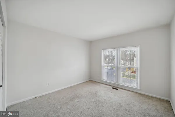 $3,100 | 5490 Safe Harbor Court, Fairfax, VA 22032