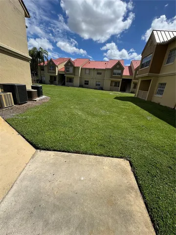 $2,100 | 18346 Northwest 68th Avenue, Unit K, Hialeah, FL 33015