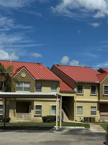 $2,100 | 18346 Northwest 68th Avenue, Unit K, Hialeah, FL 33015