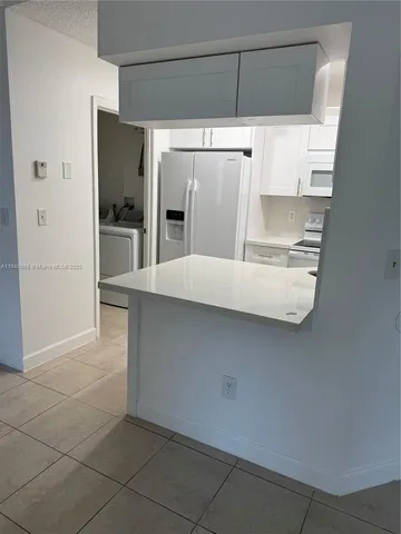 $2,100 | 18346 Northwest 68th Avenue, Unit K, Hialeah, FL 33015