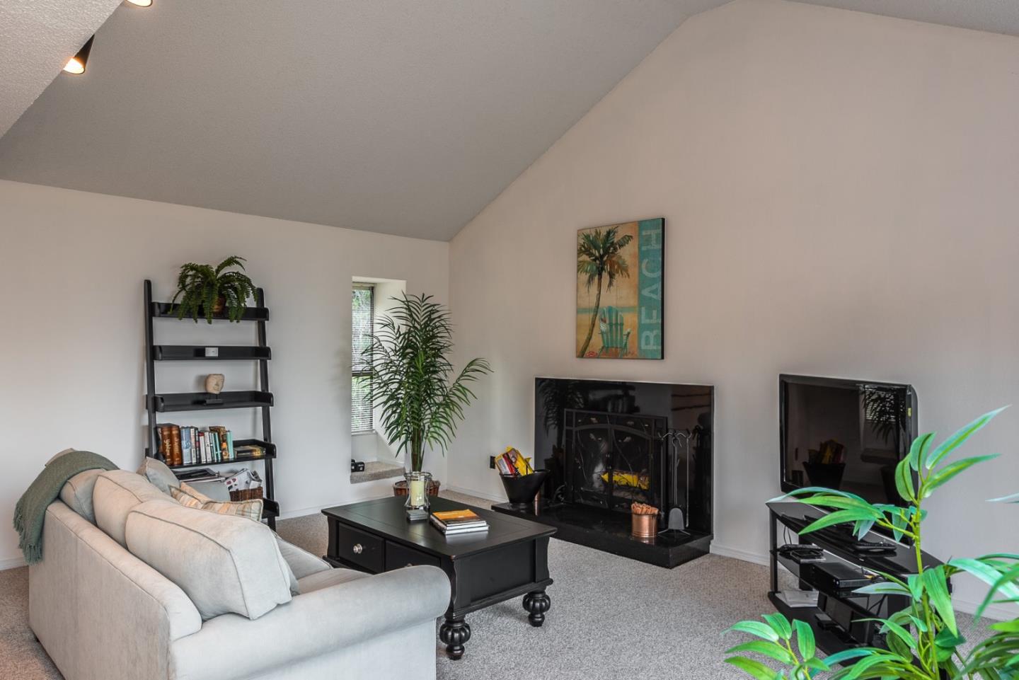 70 Forest Ridge Road, Unit 6 Monterey, CA 93940 - Photo 10 of 24 Gallery Image 10