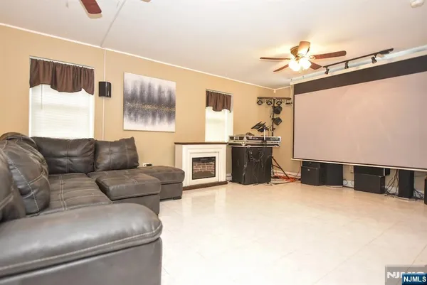 $369,999 | 1071 County Road 521, Newton, NJ 07860