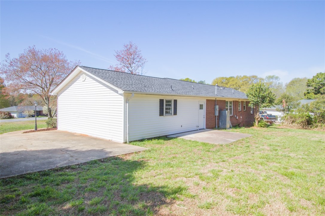 800 Bermuda Drive Anderson, SC 29621 - Photo 30 of 32 Gallery Image 30