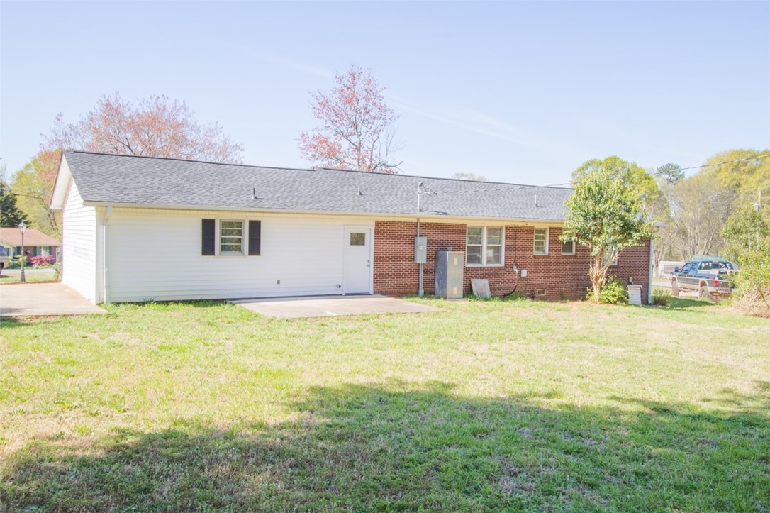800 Bermuda Drive Anderson, SC 29621 - Photo 31 of 32 Gallery Image 31