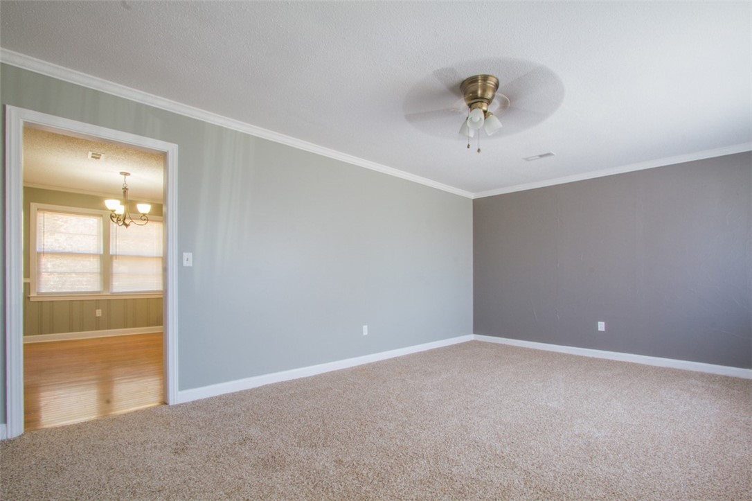 800 Bermuda Drive Anderson, SC 29621 - Photo 5 of 32 Gallery Image 5