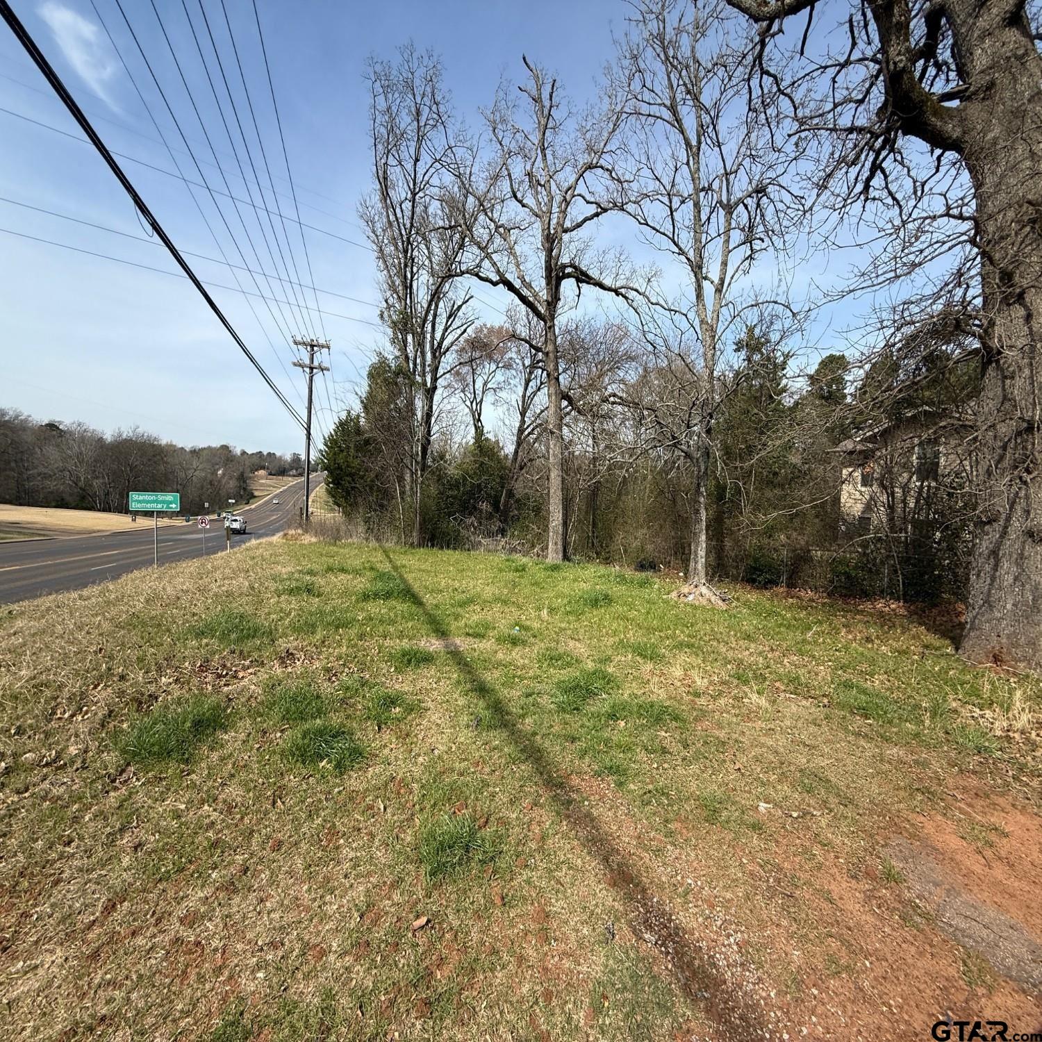 504 West Main Street Whitehouse, TX 75791 - Photo 10 of 10 a backyard of a house with lots of green space