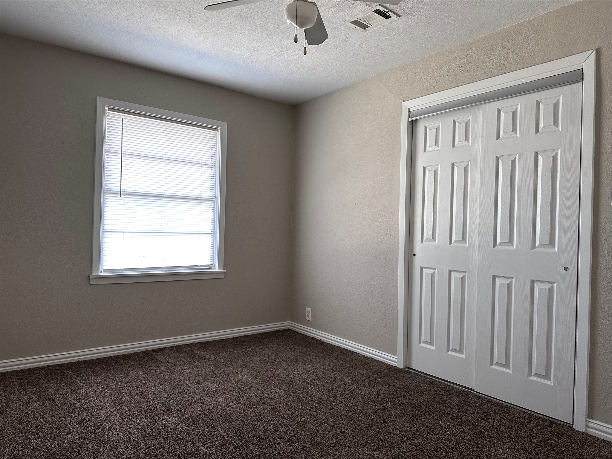 602 Harold Lane Baytown, TX 77521 - Photo 11 of 15 Bedroom 2