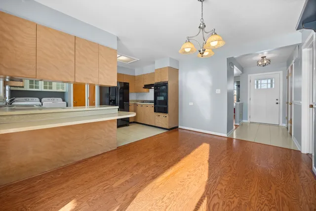 $357,000 | 241 Pleasant Drive, Elk Grove Village, IL 60007