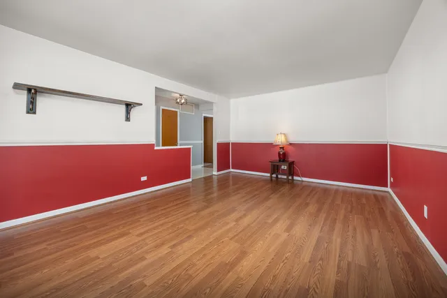 $357,000 | 241 Pleasant Drive, Elk Grove Village, IL 60007