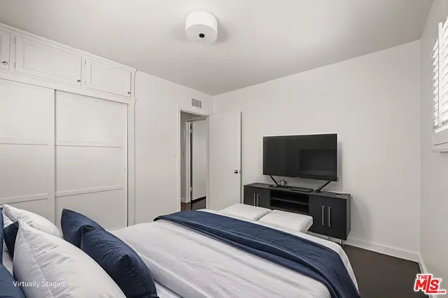 $7,250 | 3621 Longview Valley Road, Sherman Oaks, CA 91423