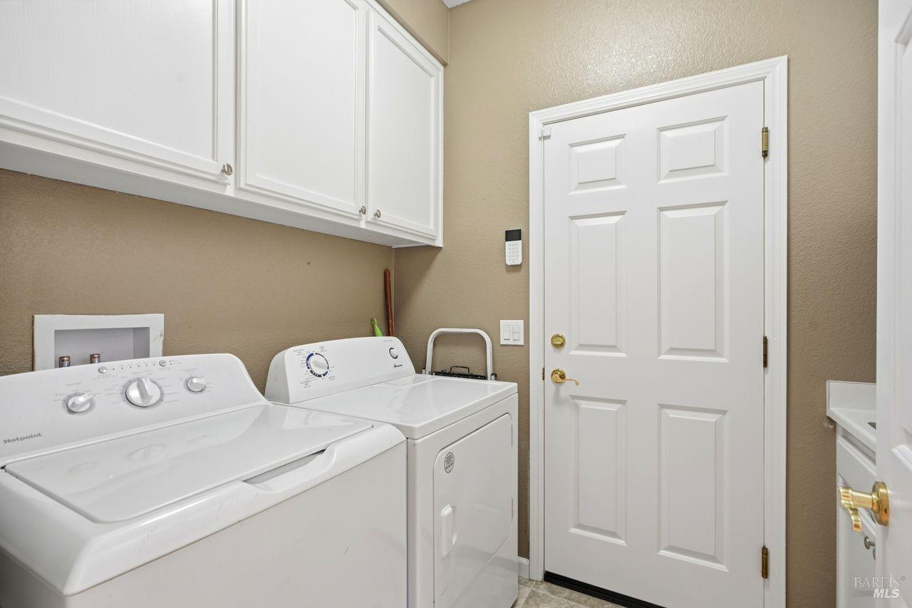 6332 Meadowridge Drive Santa Rosa, CA 95409 - Photo 27 of 36