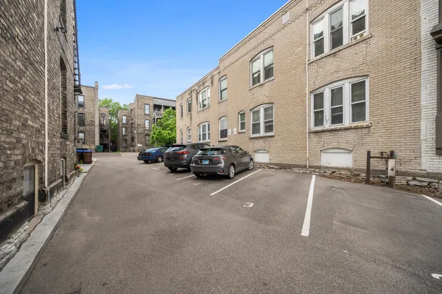 $240,000 | 300 Marshall Avenue, Unit 6, St. Paul, MN 55102