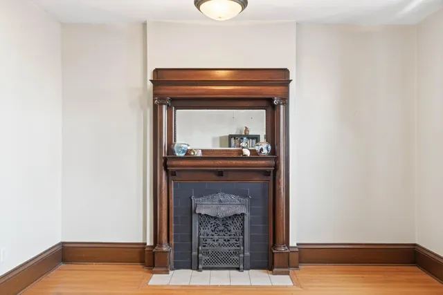 $240,000 | 300 Marshall Avenue, Unit 6, St. Paul, MN 55102