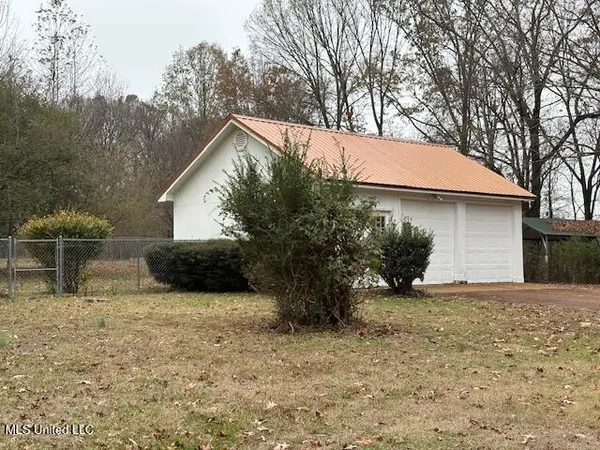 $369,900 | 1488 Hugh Taylor Road, Senatobia, MS 38668