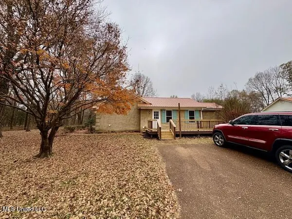 $369,900 | 1488 Hugh Taylor Road, Senatobia, MS 38668