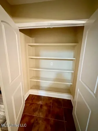 $369,900 | 1488 Hugh Taylor Road, Senatobia, MS 38668