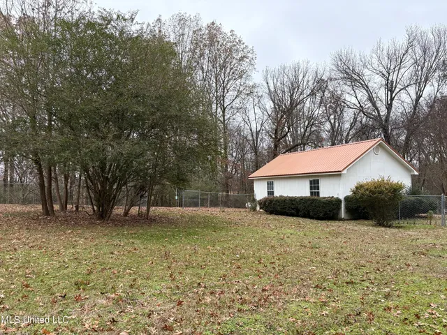 $379,900 | 1488 Hugh Taylor Road, Senatobia, MS 38668
